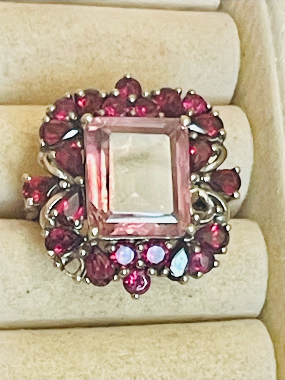VTG STERLING SILVER QUARTS
GARNET CLUSTER RING SZ 9.75 9 G